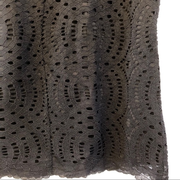 J. CREW Factory NWT Eyelet Lace Keyhole Back Top in Black Size 2 - Picture 9 of 11